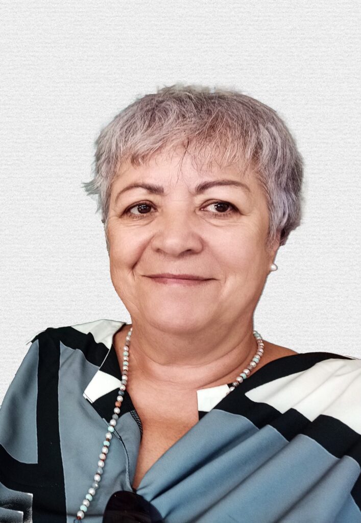 Θεατρολόγος - Σκηνοθέτης Άννα Γουρζή